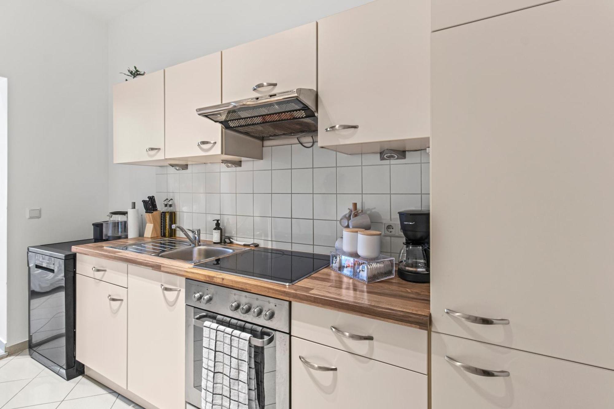Stylish Apartment, 4 Min To U3 Zipperer Strasse Bécs Kültér fotó