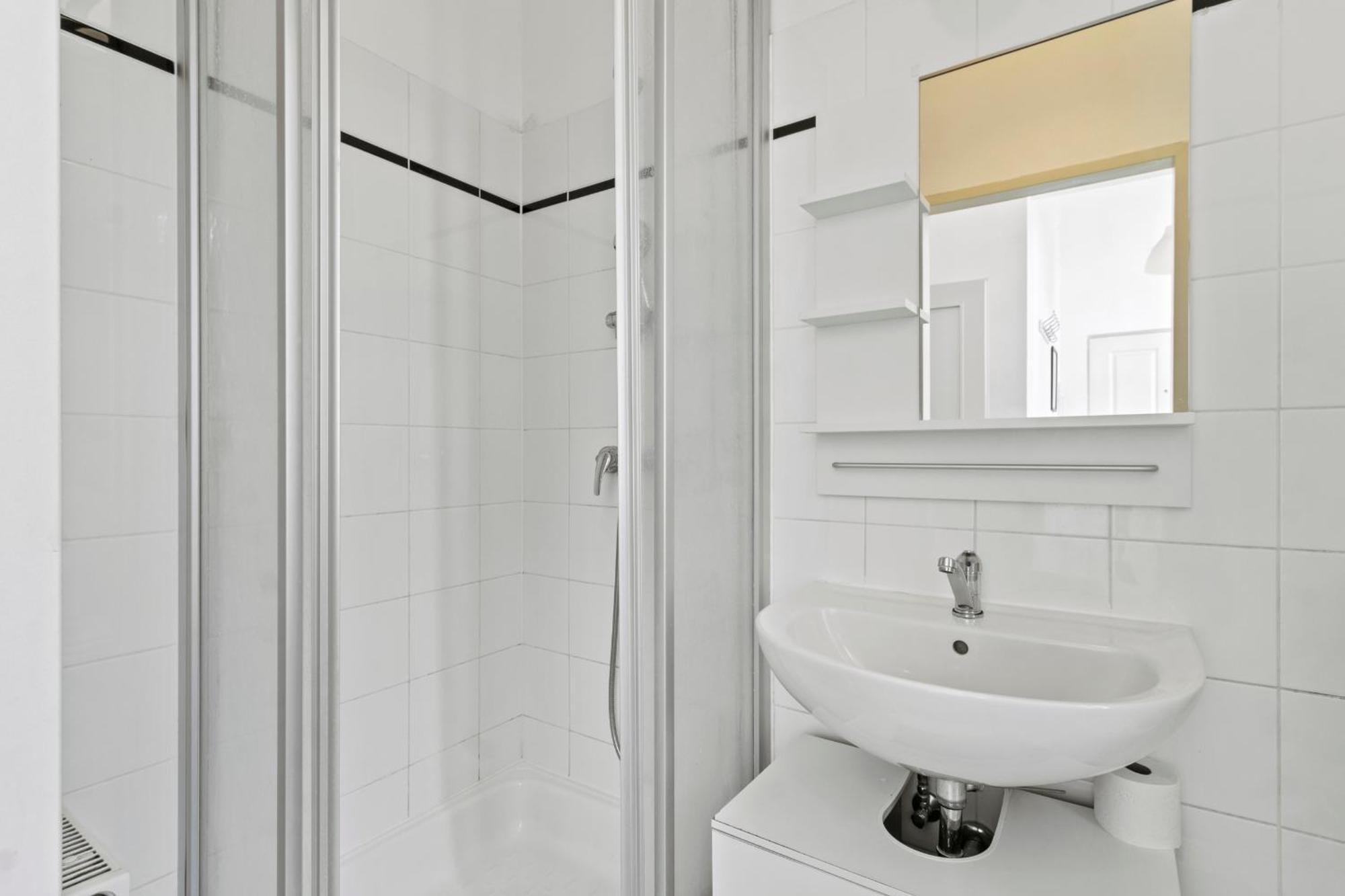 Stylish Apartment, 4 Min To U3 Zipperer Strasse Bécs Kültér fotó