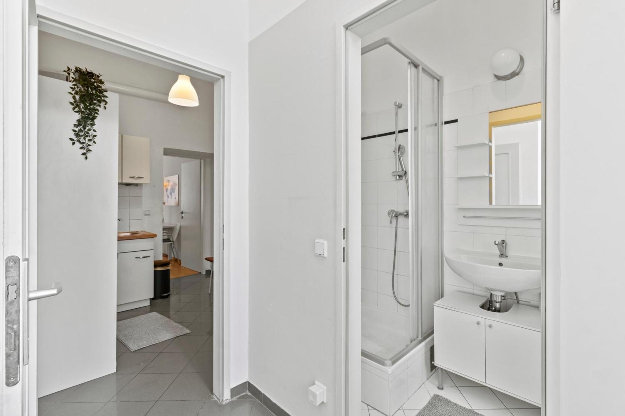 Stylish Apartment, 4 Min To U3 Zipperer Strasse Bécs Kültér fotó